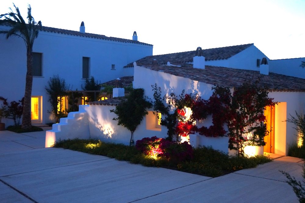 menorca-highlights-und-hotels-turismo-rural-hotel-torralbenc-night