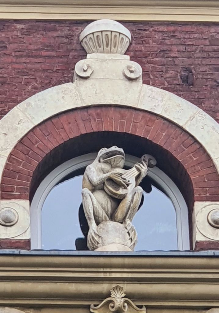 krakau-highlights-und-hotels-neue-welt-der-singende-frosch