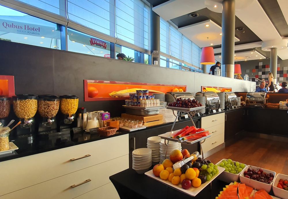krakau-highlights-und-hotels-qubus-büfett