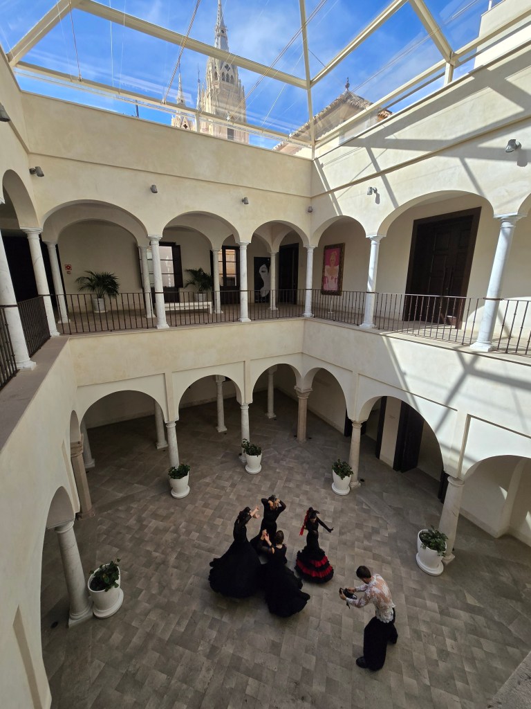 malaga-kunst-und-kultur-patio-museo-thyssen