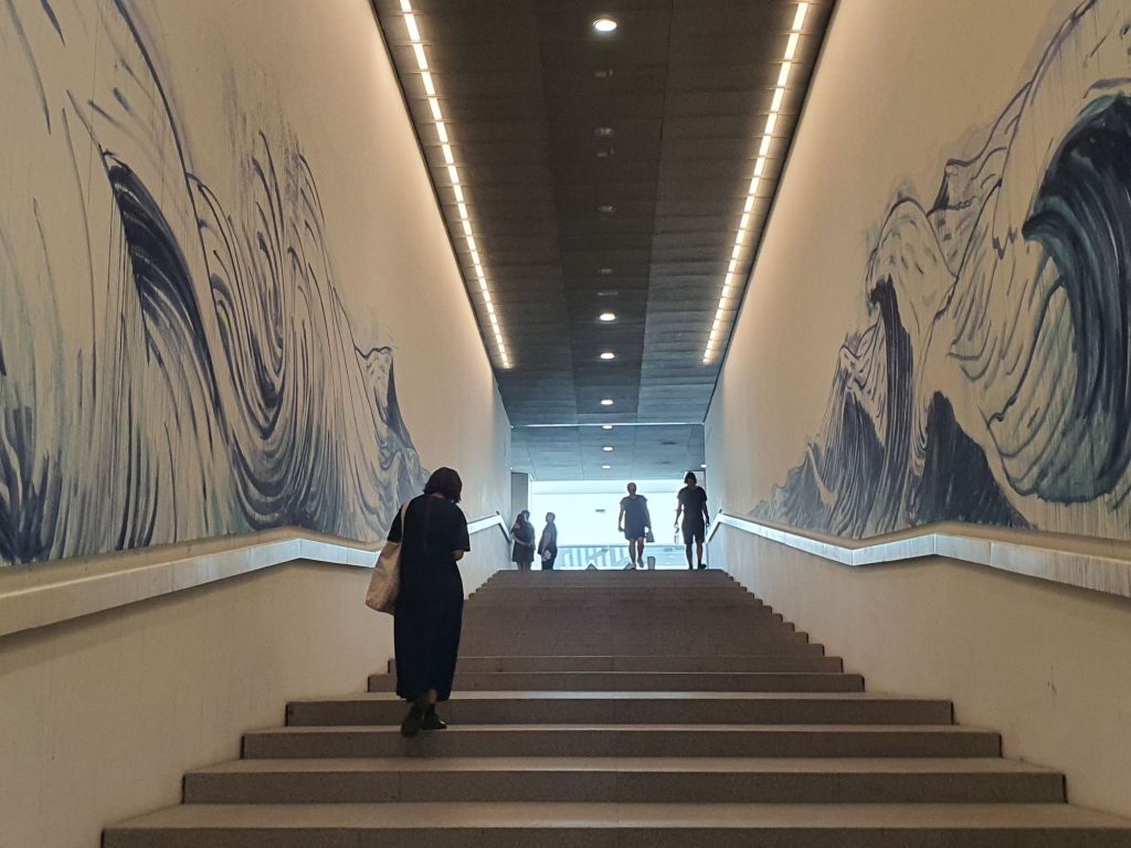 malaga-mediterran-centro-pompidou-nach-unten