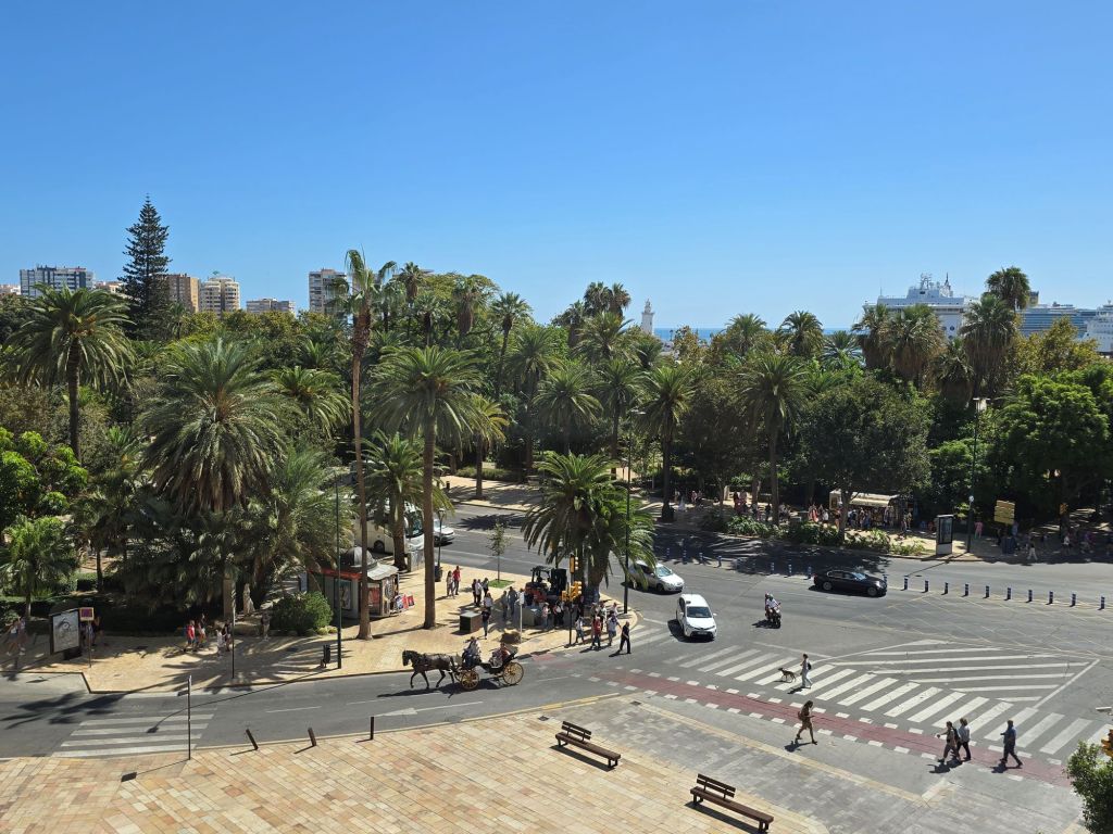 malaga-hotel-molina-lario-blick-von-zimmer-406