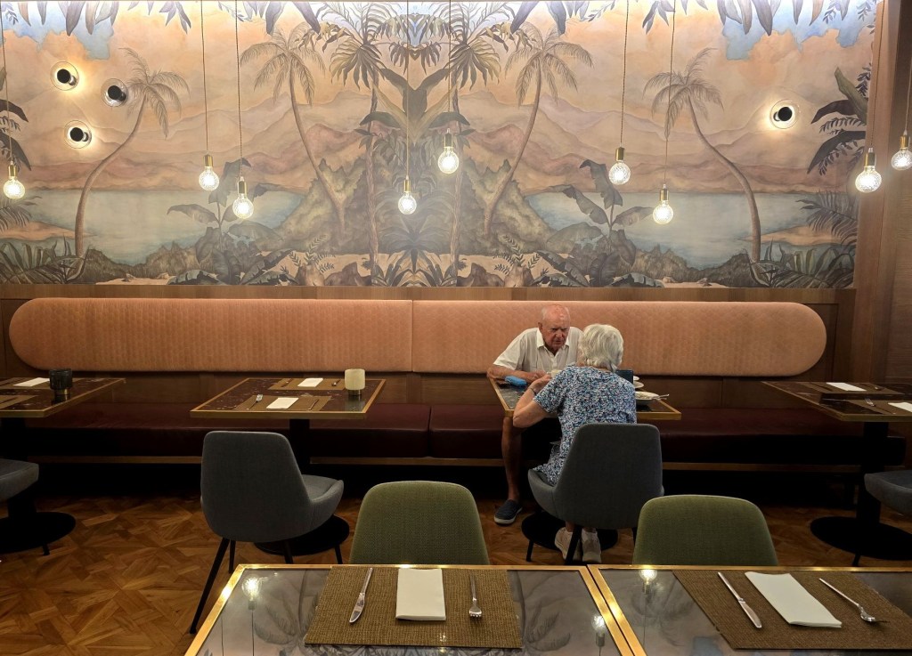 malaga-hotel-molina-lario-fruehstuecksraum