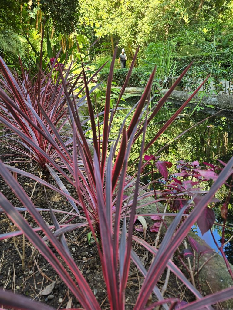 malaga-mediterran-jardin-de-la-concepcion-wasserlauf