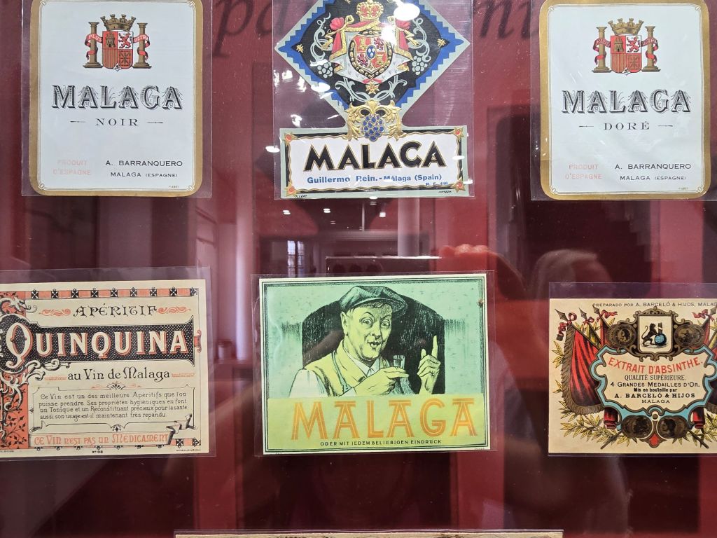 malaga-kunst-und-kultur-museo-del-vino-etiketten