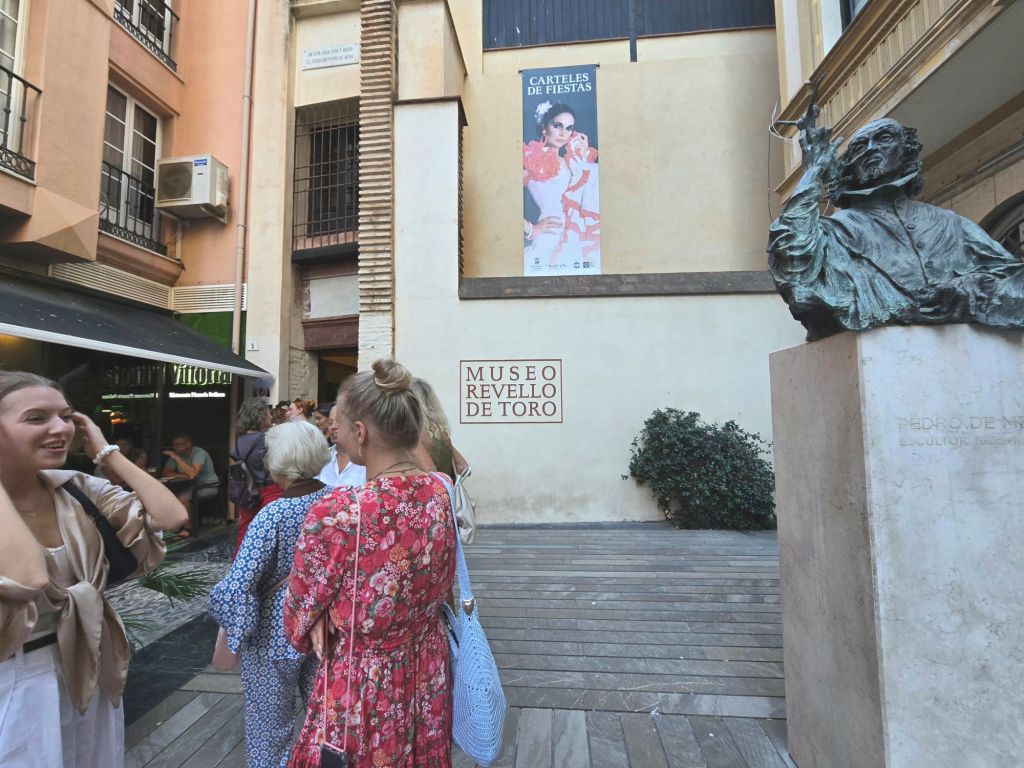 malaga-kunst-und-kultur-museen-malaga-museo-revello-de-toro-aussen